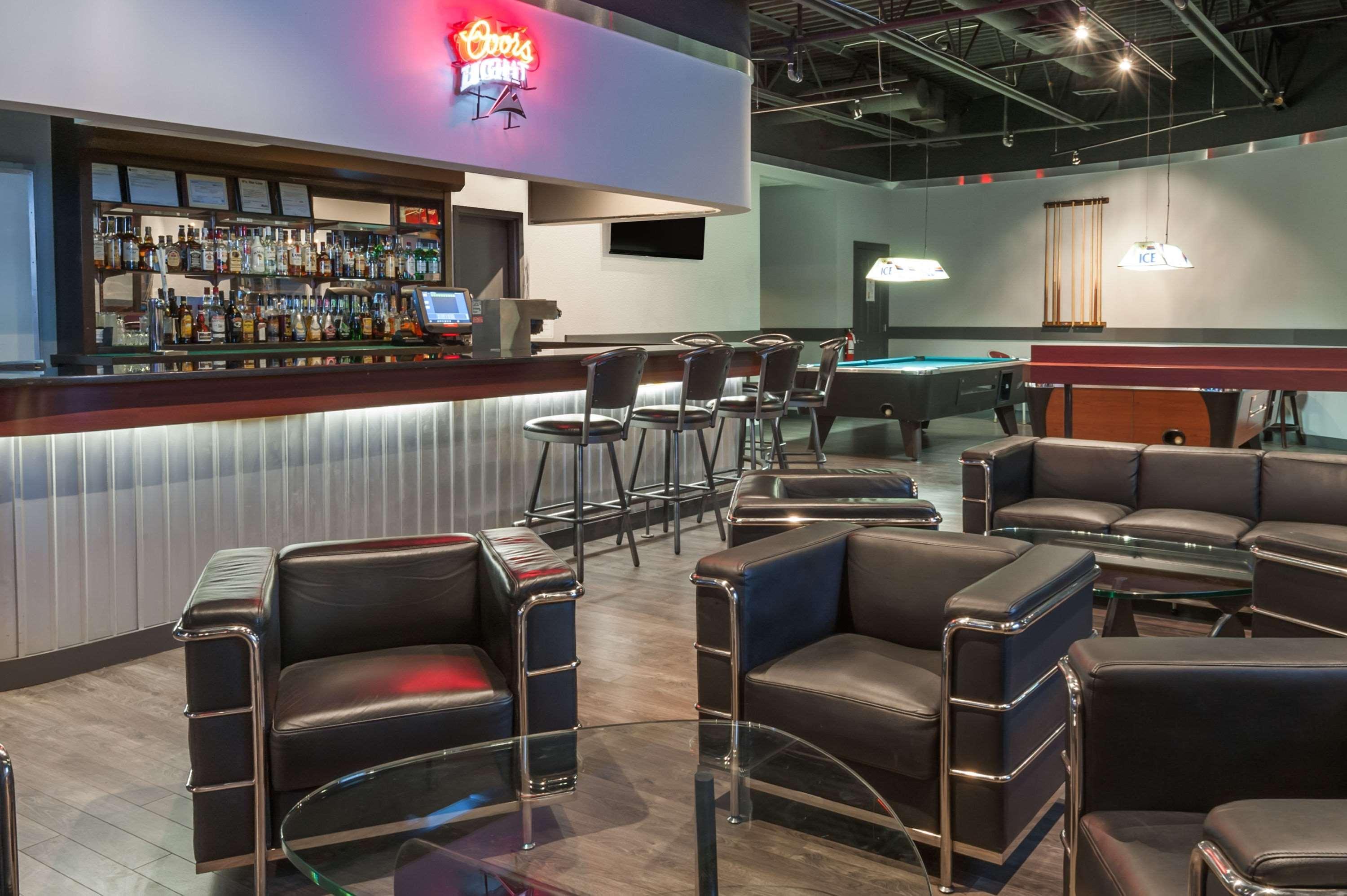 Super 8 By Wyndham Edmonton/west